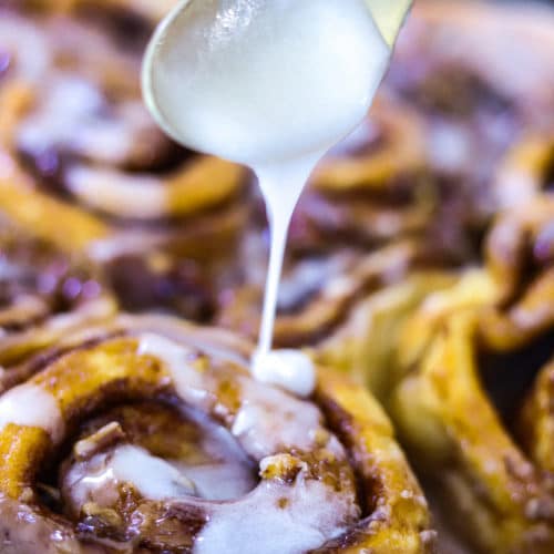 Christmas-Morning-Cinnamon-Rolls