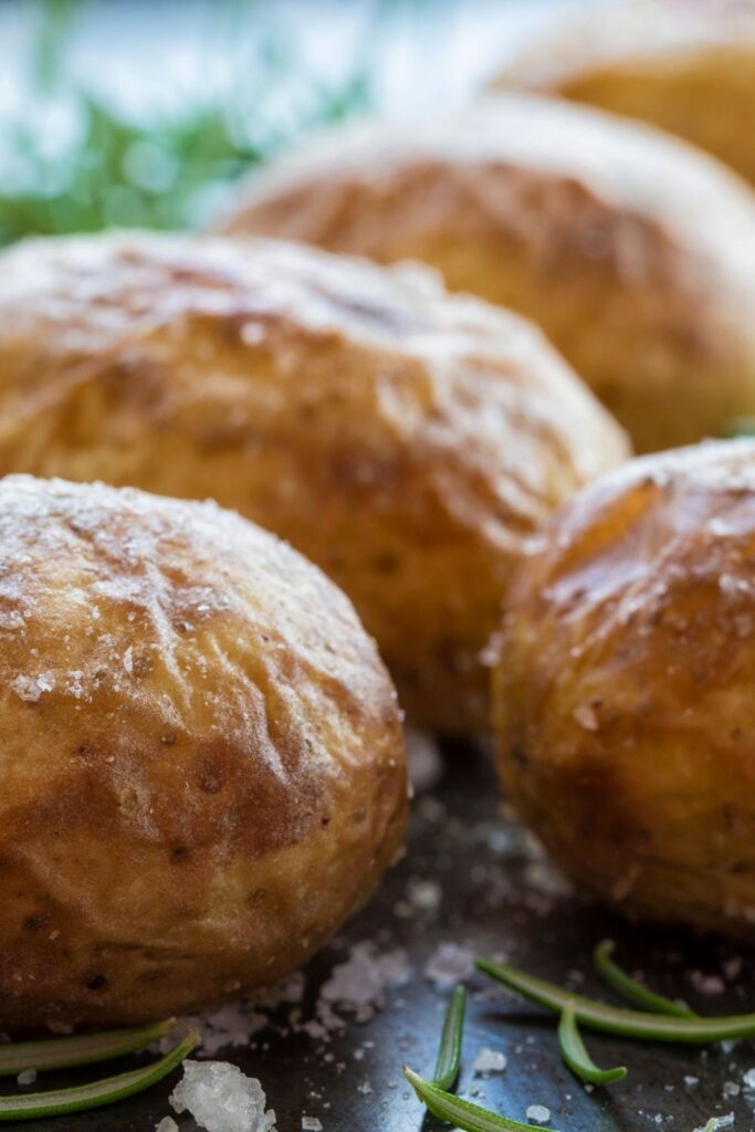 baked-potatoes-right-out-of-the-oven. 