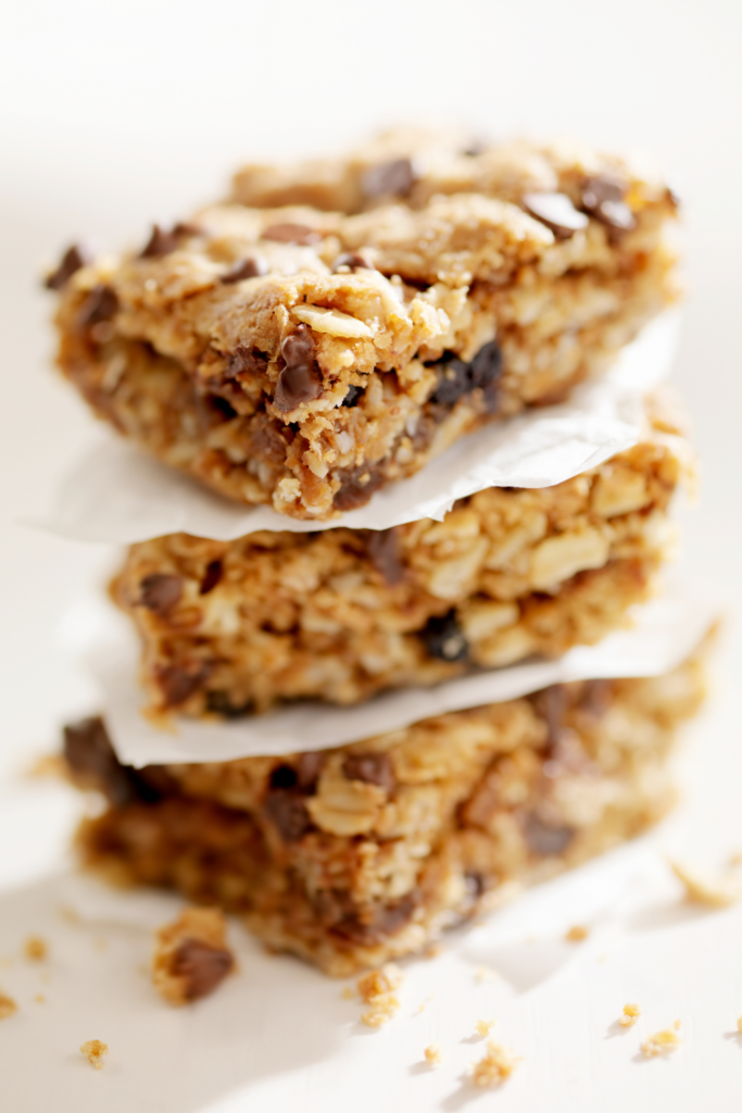 Chocolate-chip-coconut-cookie-bars