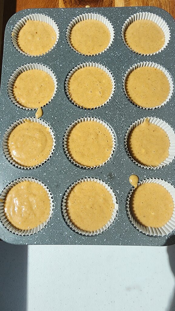 spice-cake-cupcakes